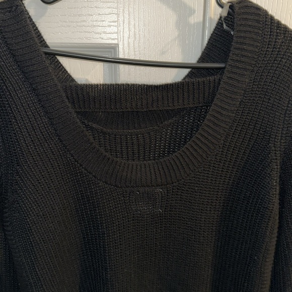 Black Harper Heritage from Francesca sweater size small - Picture 3 of 4